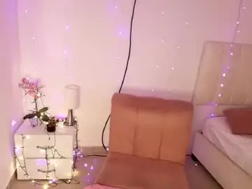 Lina_andr  live sex cam