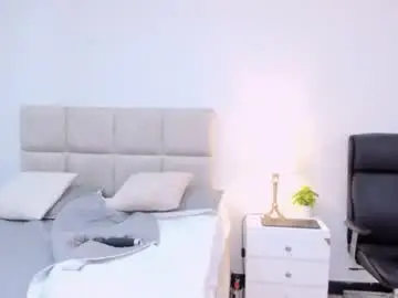 Rubyragge  live sex cam