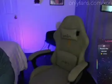 Xoroxanne  live sex cam