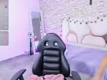 Yenn_tay  live sex cam