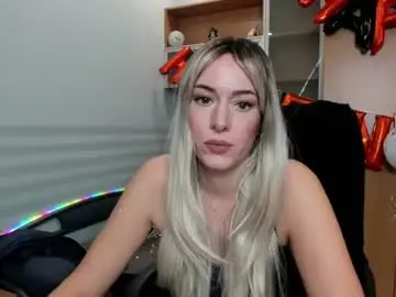 Yullisweetyy  live sex cam
