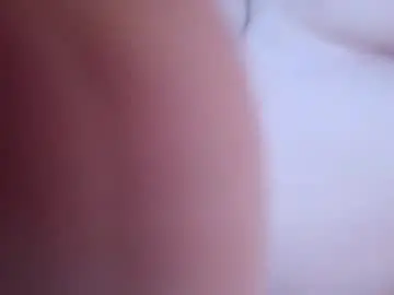 Candiwhxre  live sex cam