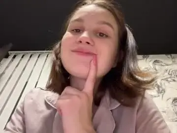 Eniilower  live sex cam