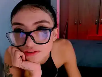 Miluu_444  live sex cam