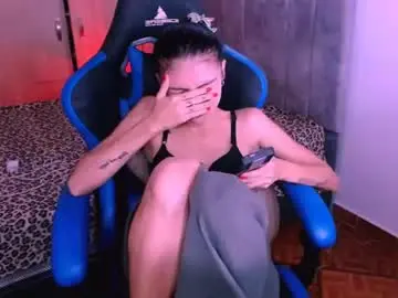 Miluu_444  live sex cam