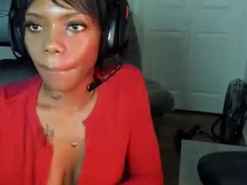 Roxcakes  live sex cam