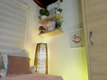 Sara_madrid_  live sex cam