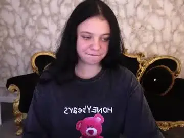 Snowwhite_bella  live sex cam