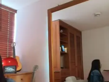 Taliapeach  live sex cam