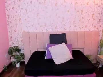 Taylor_bennet  live sex cam