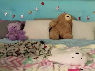 Bella_stewartt  live sex cam