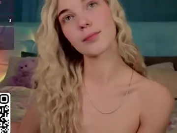 Bella_stewartt  live sex cam