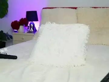 Chloecheryy  live sex cam