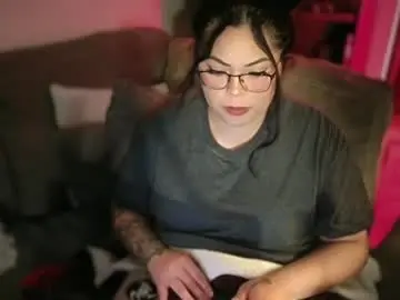 Drizzypeach602  live sex cam