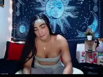 Kylie_capricorn  live sex cam