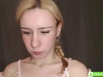 Lavinell  live sex cam
