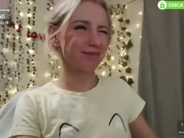 Lavinell  live sex cam