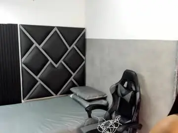 Maddy__bigboobss  live sex cam