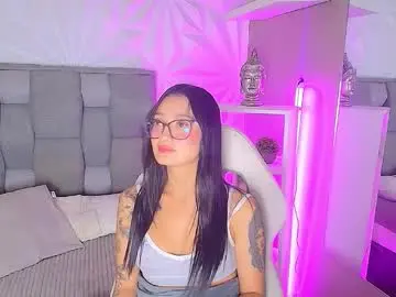 Mariianadiaz1_  live sex cam