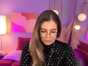 Miravane  live sex cam