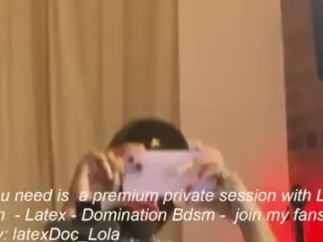 Mydoc_lolac  live sex cam