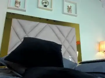 Sabrina_xoxos  live sex cam