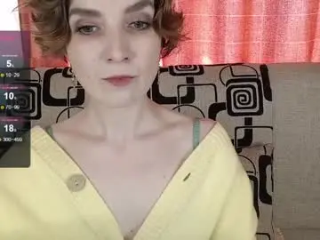 Tinawincee  live sex cam