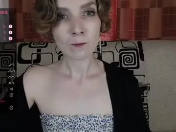 Tinawincee  live sex cam