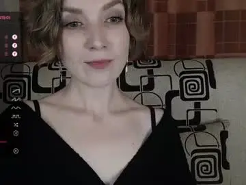 Tinawincee  live sex cam