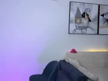 Elainelark  live sex cam
