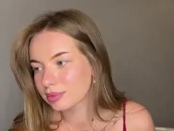Emilivibe  live sex cam