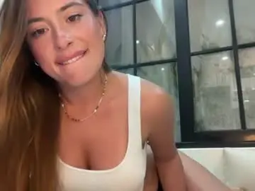 Karinaaaxx  live sex cam