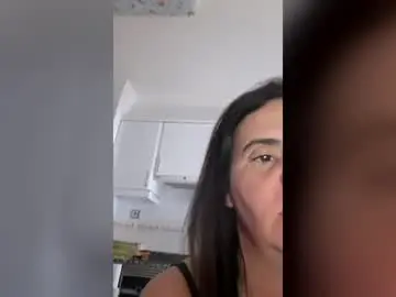 Kuikila  live sex cam