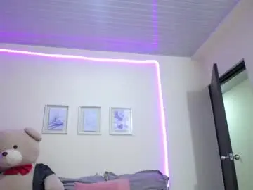 Lola_calypso  live sex cam