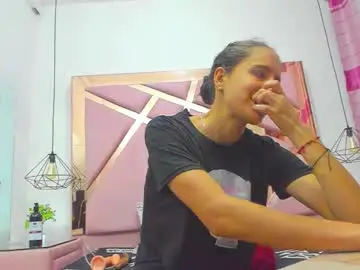 Miacours  live sex cam