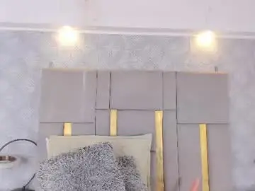 Milasaenz1  live sex cam