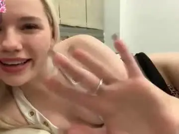 Mist1k  live sex cam