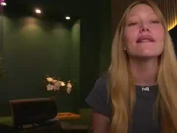 Nika_dream_  live sex cam