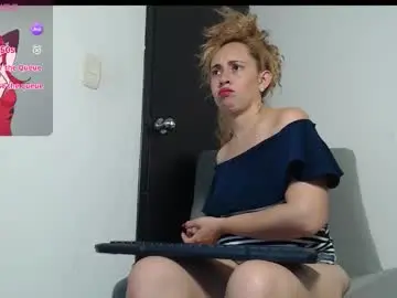 Salome_blondee  live sex cam