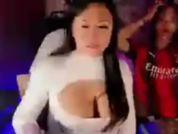 Sweet_sakuraxx  live sex cam