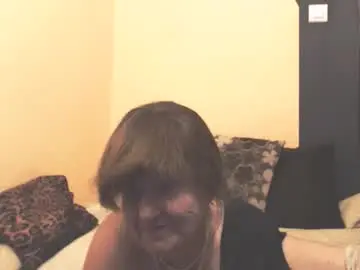 Wildredcat  live sex cam