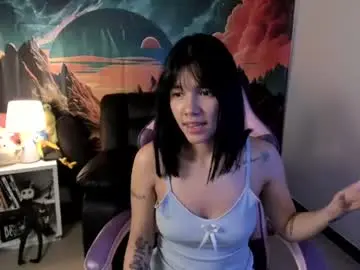 Yunablack  live sex cam