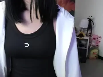Yunablack  live sex cam