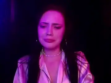 Alluring_silk  live sex cam