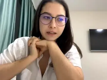 Ayakoslotemaker  live sex cam