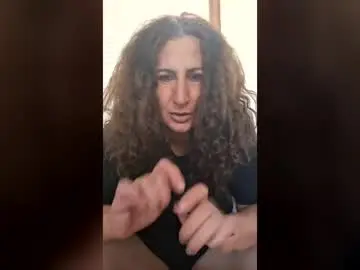 Cyrtlysue666  live sex cam