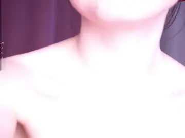 Daphnebrozek  live sex cam