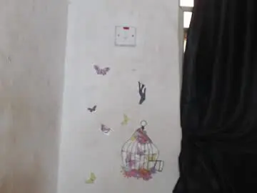 Frekkymorelle  live sex cam