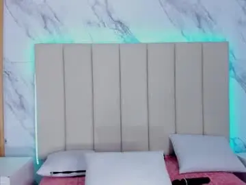 Iris_thompson  live sex cam