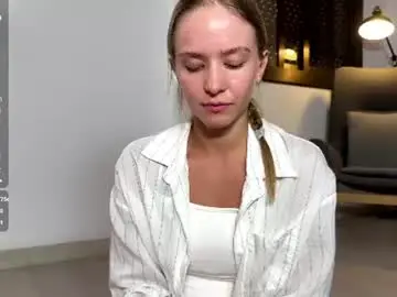Leona_grand  live sex cam